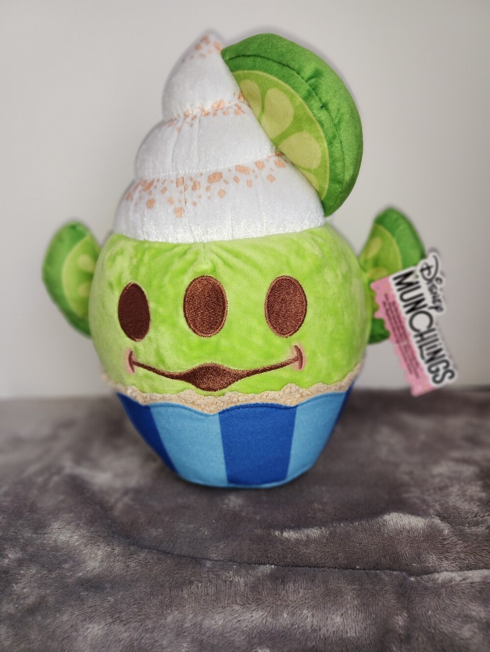 Disney Munchlings Key Lime Cupcake with Graham Cracker Crumble Plush